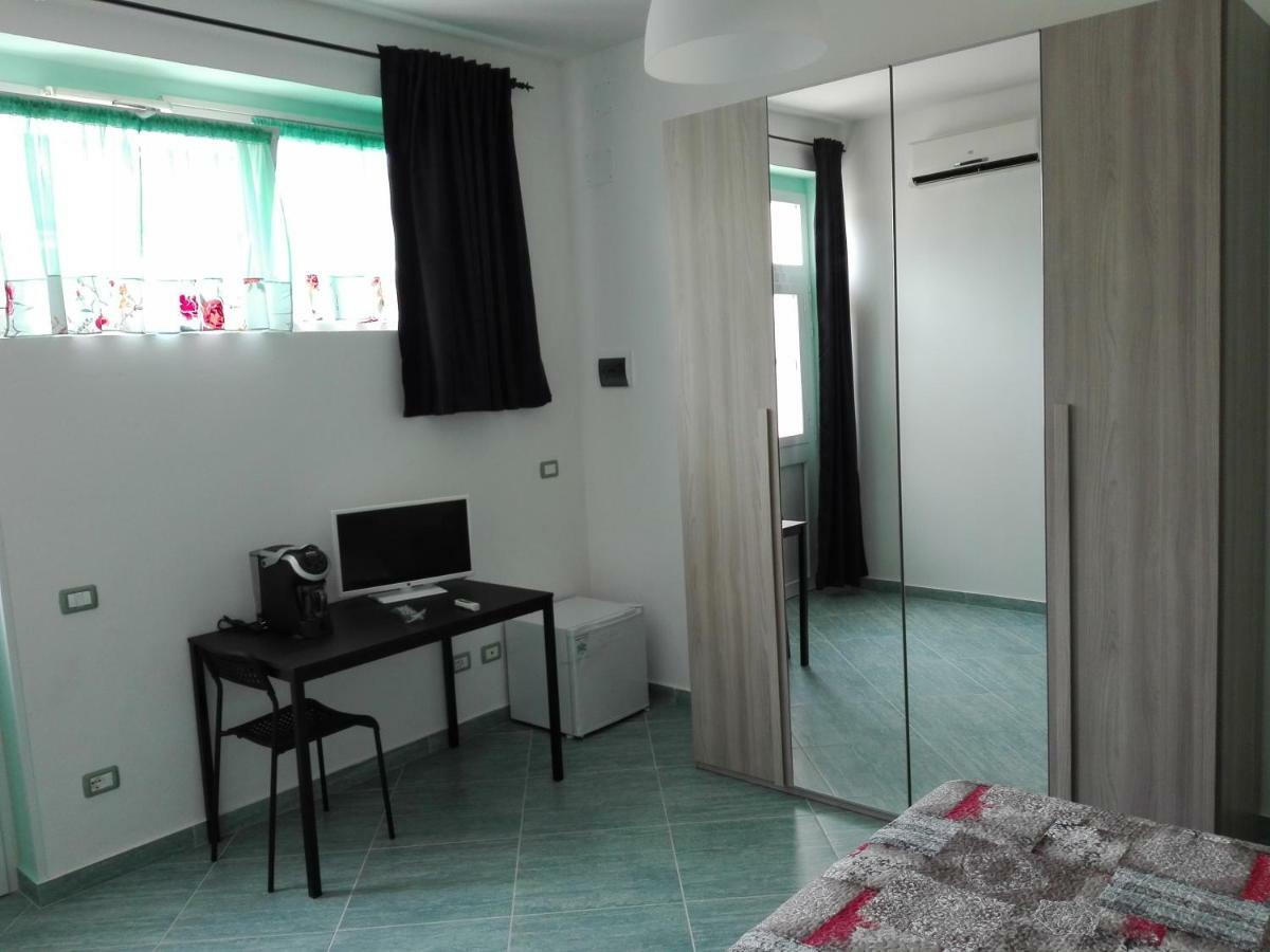 Affittacamere Villa Zelinda 锡罗洛 外观 照片