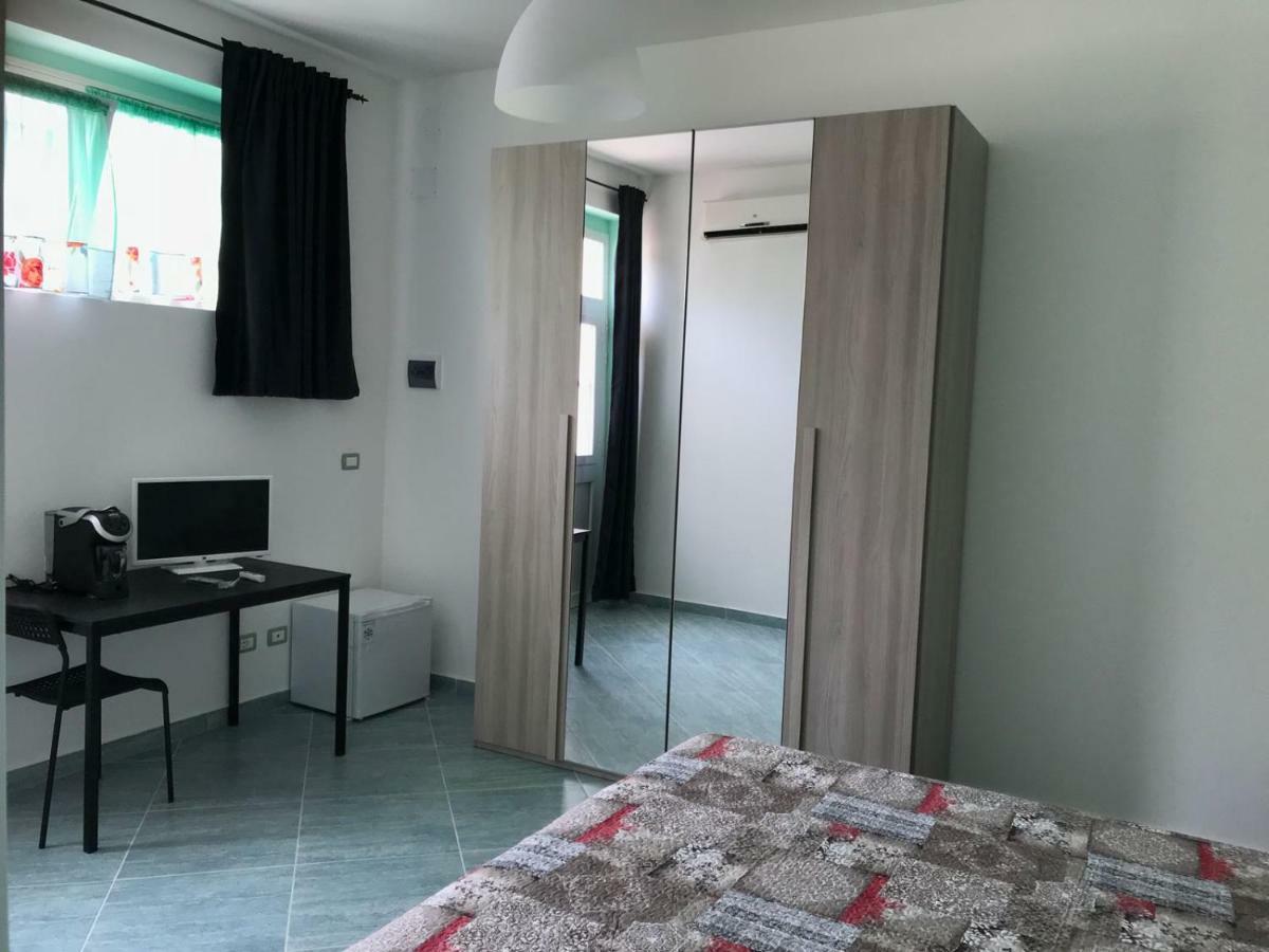 Affittacamere Villa Zelinda 锡罗洛 外观 照片